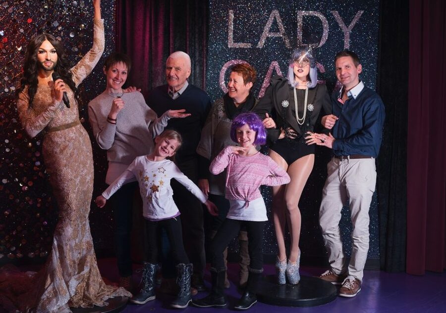Vienna: Madame Tussauds Admission Ticket - 12 Interactive Areas of Celebrities, Sports, and Red-Carpet Energy