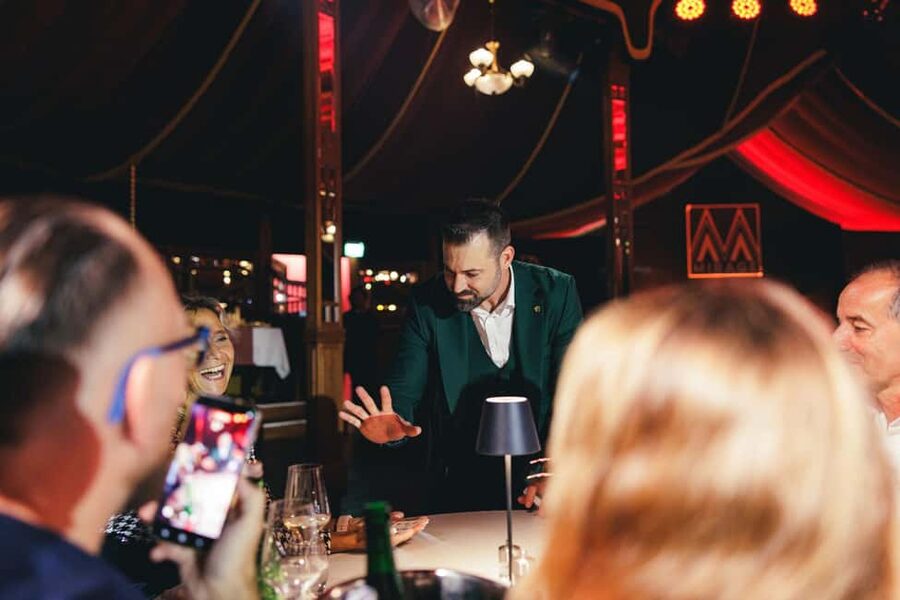 Vienna: Mirage Magic Dinner Show - Price and value: is $116 worth a 3-hour dinner-show?