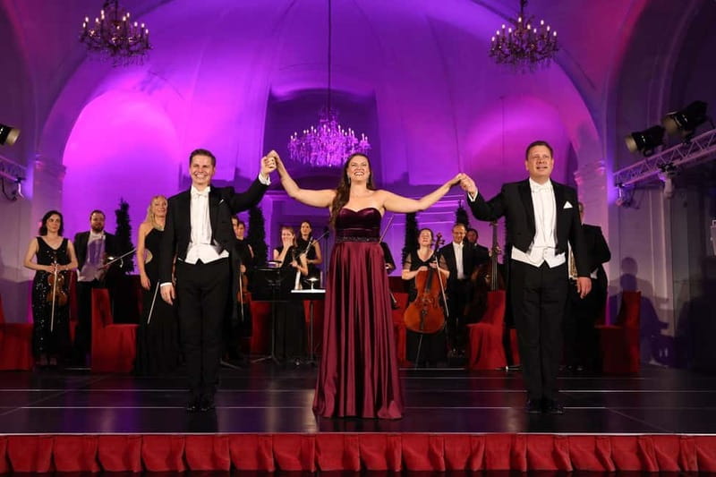 Vienna: Mozart and Strauss Concert at Schönbrunn - Dress code and what to do with your phone and camera