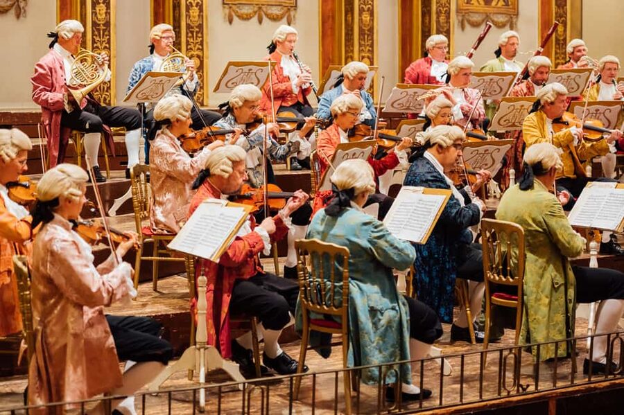 Vienna: Mozart Concert at the Musikverein - Golden Hall - The “Mozart plus Strauss” program, and what to listen for