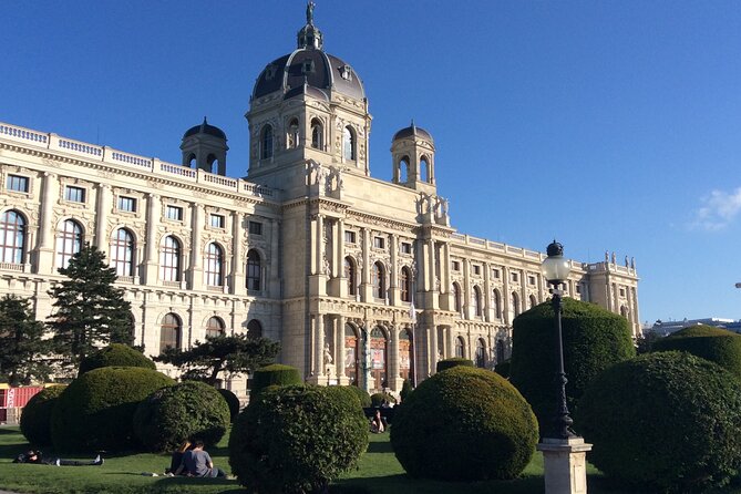 Vienna Museum of Fine Arts: Art Historian Private Tour of Must-see Masterpieces - Why the Kunsthistorisches Museum works so well for a private tour