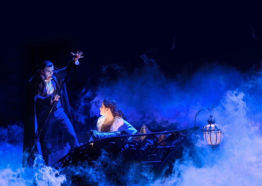 Vienna: Musical Tickets THE PHANTOM OF THE OPERA - Costumes and stagecraft: what to look for during the high-drama moments