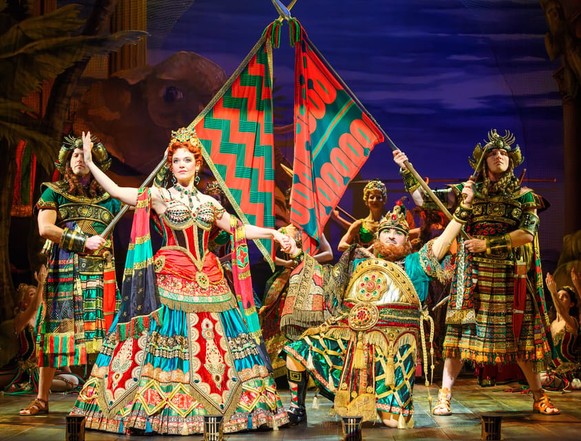 Vienna: Musical Tickets THE PHANTOM OF THE OPERA - One intermission, so plan food and drinks the easy way