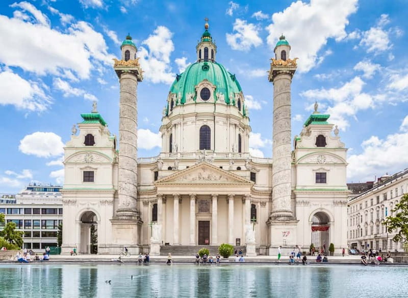 Vienna: Old Town Highlights Private Walking Tour - The 2-hour highlights: Hofburg courtyards, St. Stephen’s views, and musical Vienna