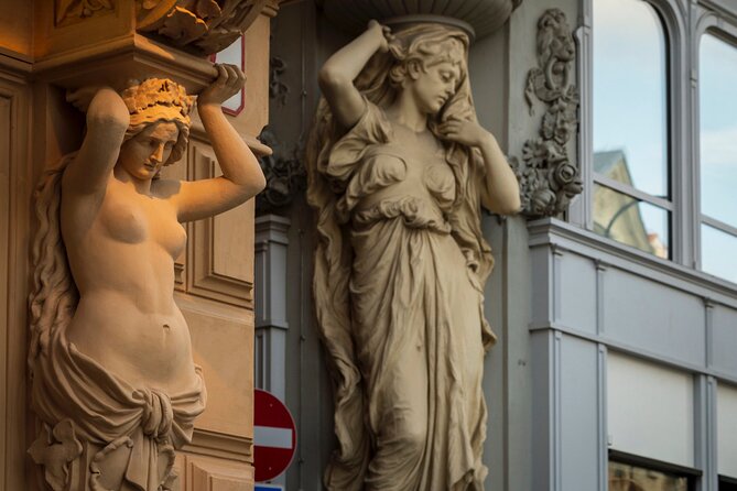Vienna Photography Masterclass - Private Photography Lesson - Day vs Night: Pick Vienna’s Light, Then Pick Your Goals