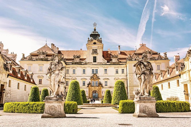 Vienna-Prague One-Way Sightseeing Tour Bus - Lednice Palace gardens, Palm House, and the 60-meter Minaret