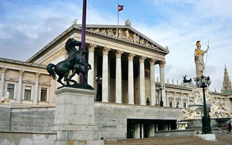 Vienna: Private Half-Day Sightseeing Tour - Why a 4-hour private drive is the smart way to see Vienna’s highlights