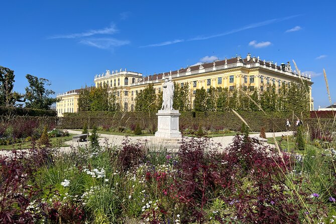 Vienna Private Schönbrunn Palace Tour, Extra Rooms and Gardens - How the guide’s pace and access make a difference