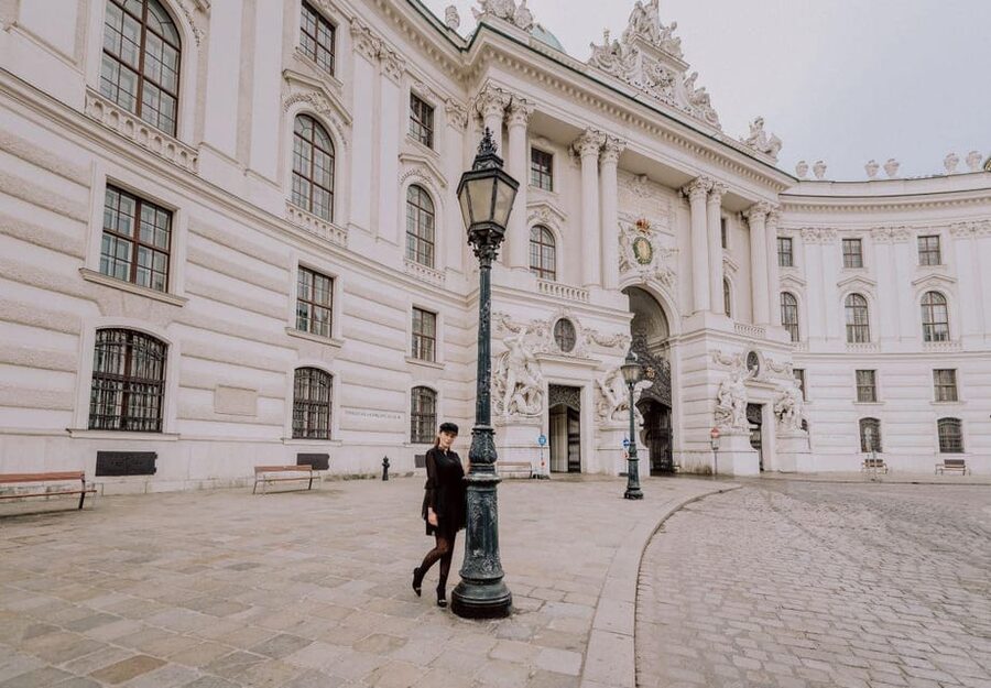 Vienna: Private Street Style Photoshoot in City Center - What You Actually Receive: Editing Style, Online Gallery, and Picking Favorites