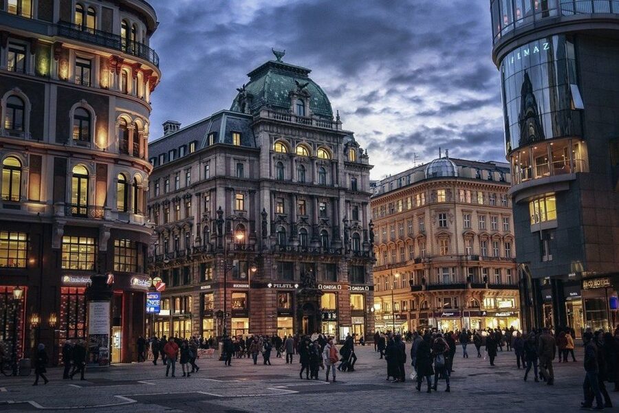 Vienna Private Walking Tour including State Opera - Key highlights