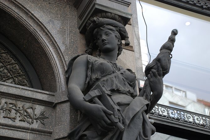 Vienna Private Walking Tour With A Professional Guide - Meeting at Stephansplatz 8a: Easy Start, Central Finish