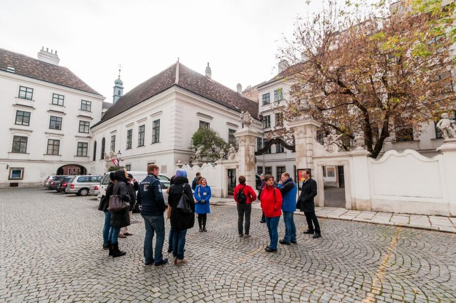 Vienna: Romantic Old Town 2-Hour Discovery Tour - Starting at Hoher Markt and the Anchor Clock