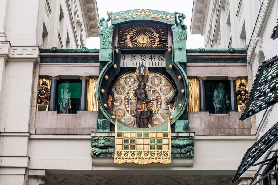Vienna: Romantic Old Town 2-Hour Discovery Tour - Who this tour suits best