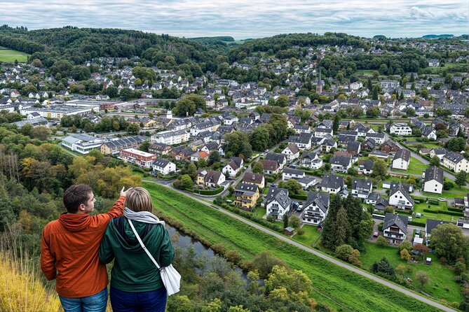 Vienna's Hills Private tour: Nature & Hidden Architectural Jewels - Wien Feuerwache Am Steinhof: architecture for everyday service