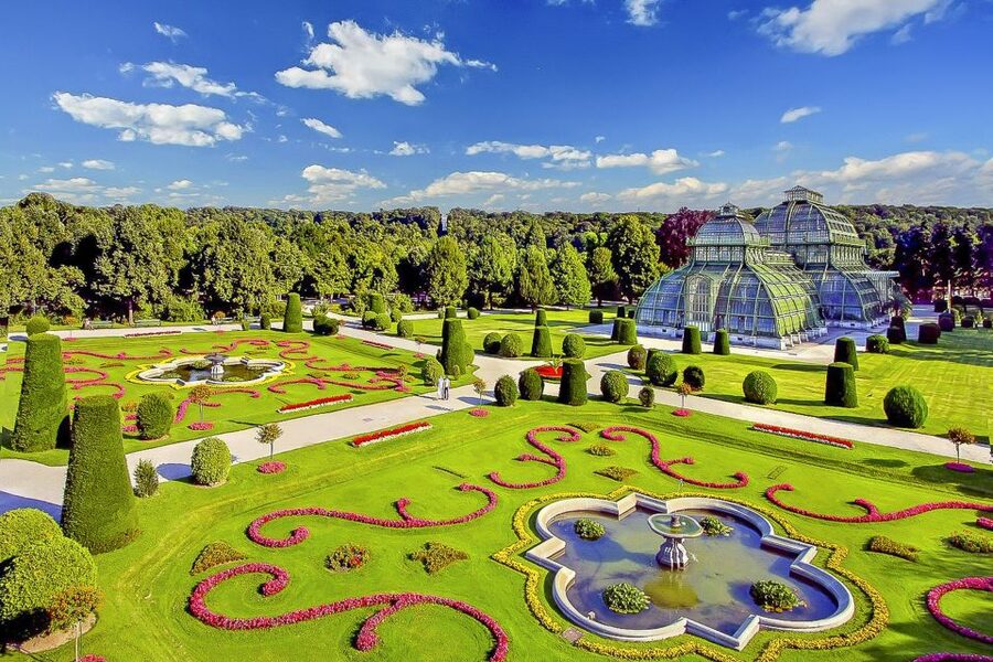 Schönbrunn Palace and its gardens from the Gloriette side