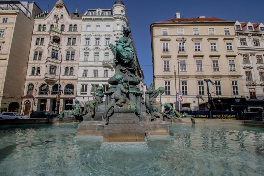 Vienna: Self-Guided Audio Walking Tour on Your Phone - Getting Started at Palais Schwarzenberg, the Tour’s Smart Starting Point
