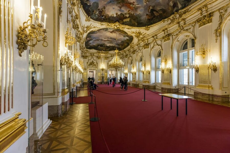 Vienna: Skip-the-Line Schönbrunn Palace and Gardens Tour - Great Gallery and Hall of Ceremonies: what to look for