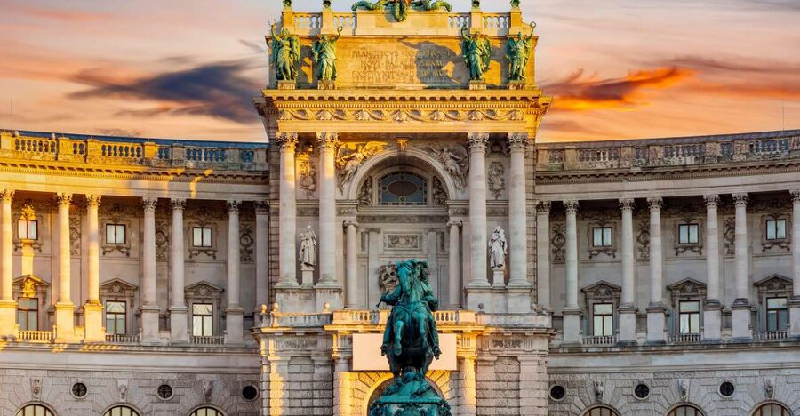 Vienna: Skip-the-Line Sisi Museum, Hofburg and Gardens Tour - Key highlights in plain terms