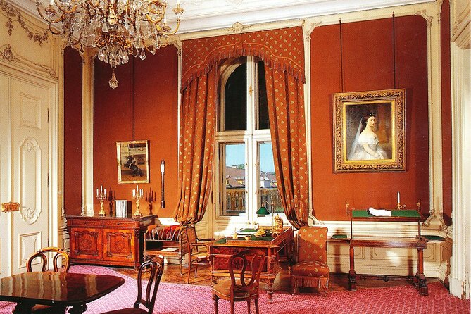 Vienna: Skip-the-Line Ticket to Schonbrunn Palace with AudioGuide - Should You Book This Schönbrunn Skip-the-Line Ticket?
