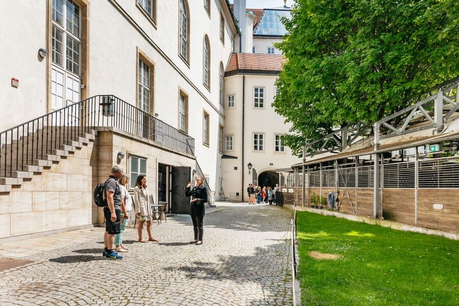 Vienna Spanish Riding School Guided Tour - Price and Value: Why $28 Often Feels Reasonable for This Short Visit