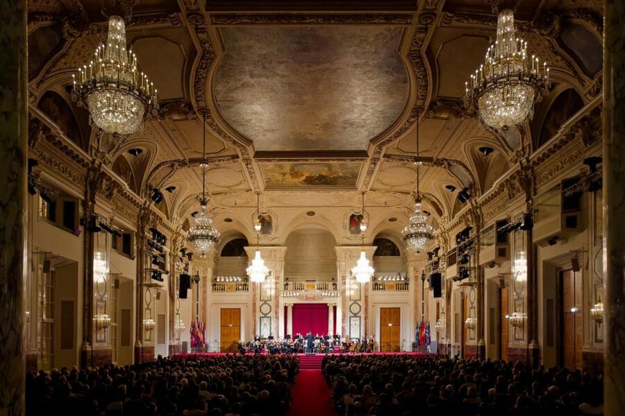 Vienna: Strauss and Mozart Concert at Hofburg Palace - Seating in the Palace Halls, How to Pick What Fits You