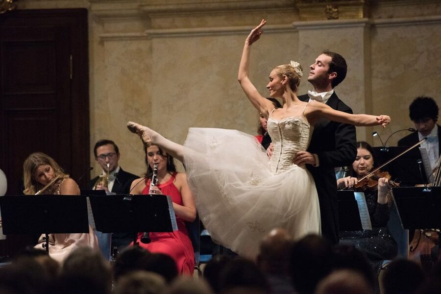Vienna Supreme Orchestra at Palais Niederösterreich - Soloists, dancers, and light humor: the show beyond the orchestra