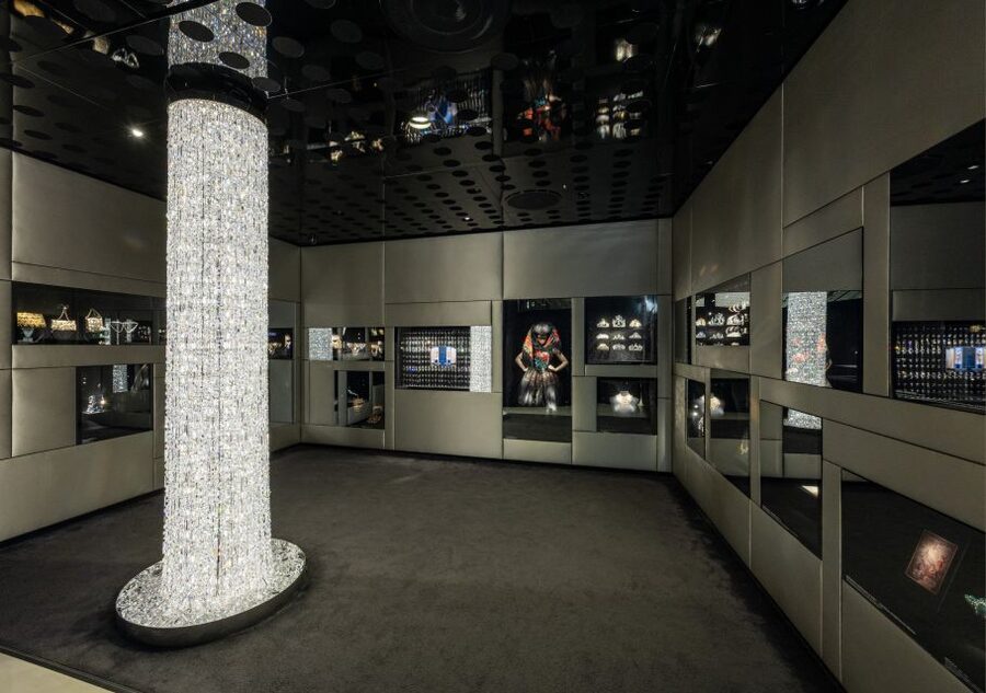 Vienna: Swarovski House Tour with Champagne & Gift - Key things to know before you go
