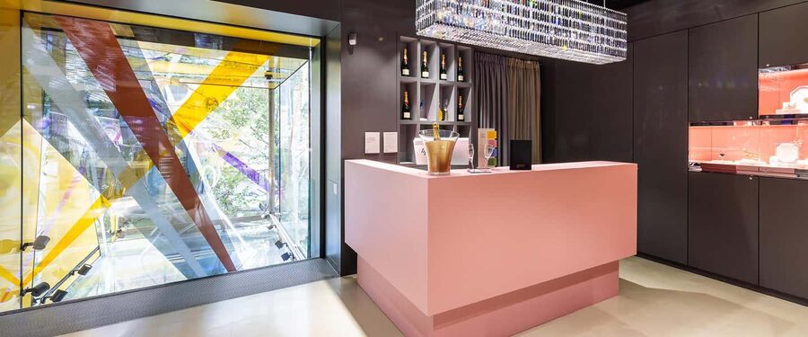 Vienna: Swarovski House Tour with Champagne & Gift - Pop-up store time: design shopping without losing the plot