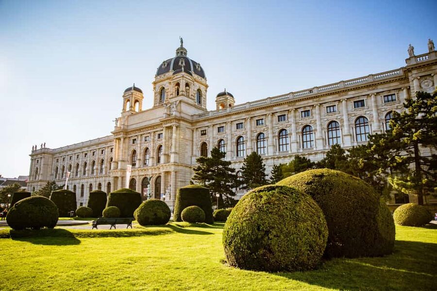 Vienna: Ticket to the Museum of Natural History - Vienna’s Natural History Museum: a Ringstrasse palace in plain view