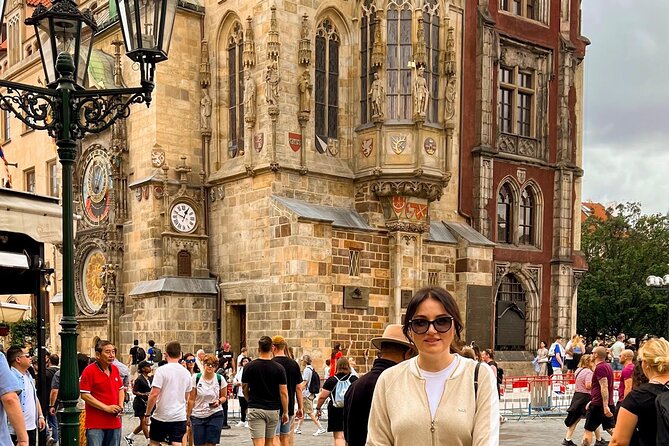 Vienna to Budapest and Prague 3 Days Privately Guided Tour - Hungary Snacks and Coffee: A Smart Way to End the Budapest Day
