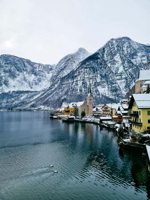 Vienna to Hallstatt: Europe’s Most Beautiful Village - On the bus: comfort, commentary, and a schedule that actually runs