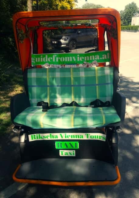 Vienna: Tour with locals in RAXI electric rickshaw - Timing, pace, and what to expect from a 90-minute to 3-hour day