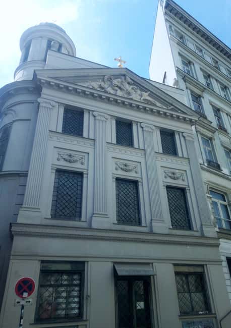 Vienna tours for you with locals - The private-group feel: headsets, pace, and a map for later