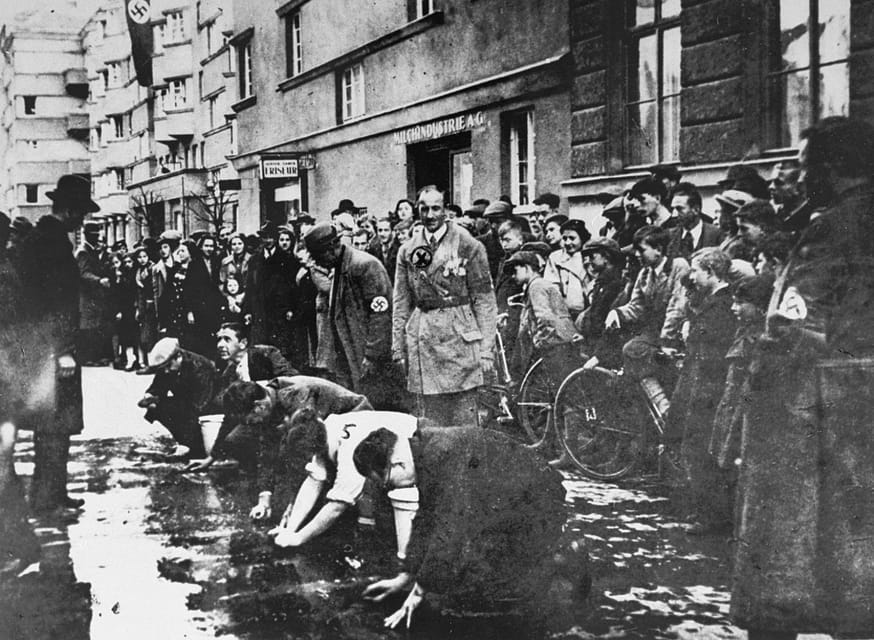 Vienna: Vienna under the Nazis, Private Walking Tour - The timeline you need before you step into the streets
