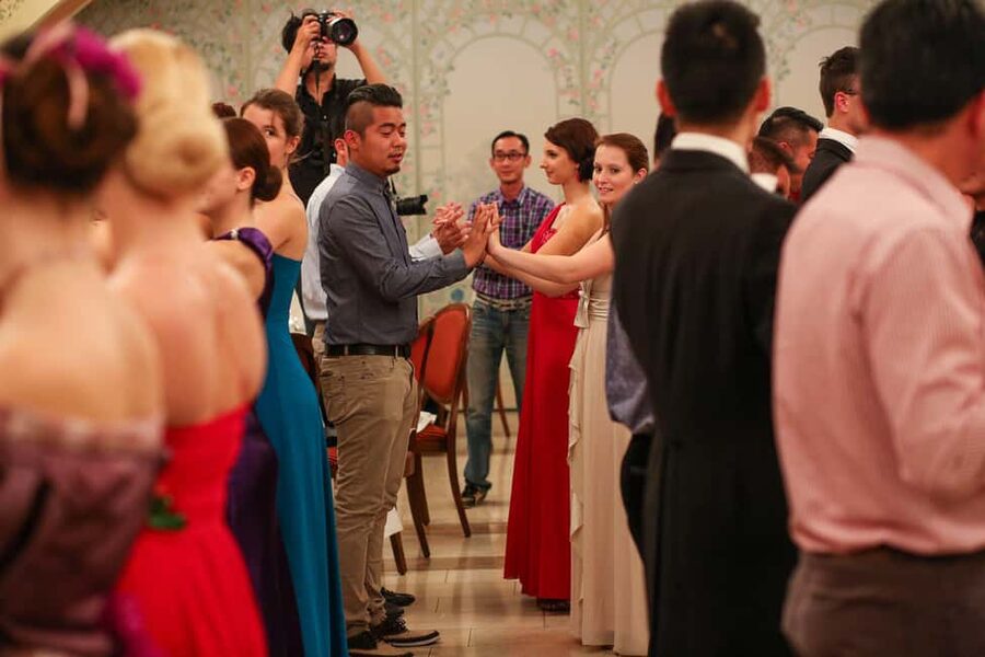 Vienna: Viennese Waltz Beginner Workshop for Couples - The music and the Vienna-factor: why Blue Danube matters