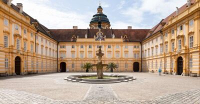 Wachau Valley, Melk Abbey Tour with Danube Boat Trip
