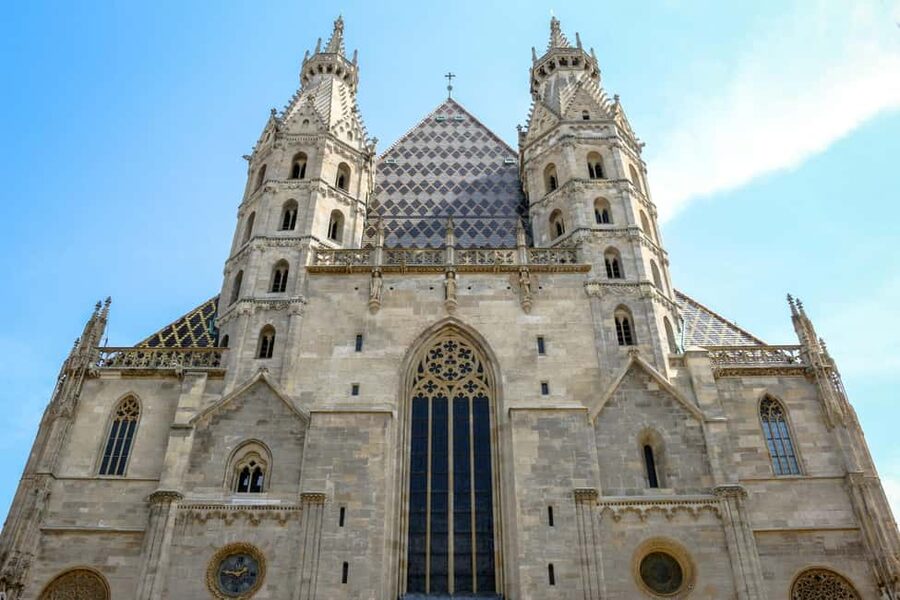 Vienna Walking Tour, Hofburg Palace, St Stephen’s Cathedral - St Peter’s Church: Baroque beauty and a quick legend lesson