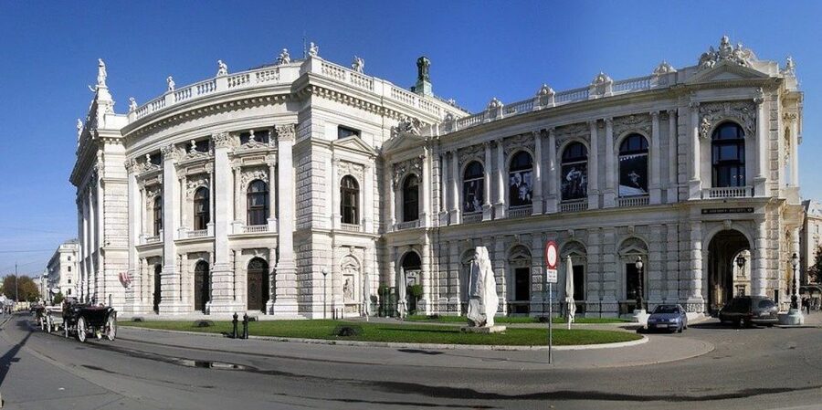 Vienna: Walking Tour of the Historic Ringstrasse - Museums, Volksgarten Gardens, and the Pause You’ll Be Glad You Got