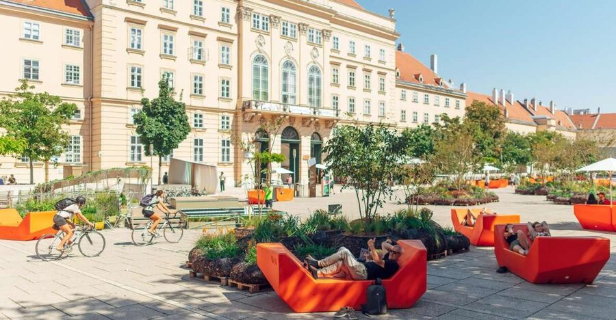Vienna: Walking Tour of the MuseumsQuartier with Guide - Quick hits you will care about