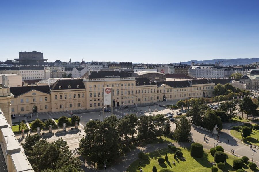 Vienna: Walking Tour of the MuseumsQuartier with Guide - Stop spotlight: the cultural terrace and MQ Libelle’s design magic