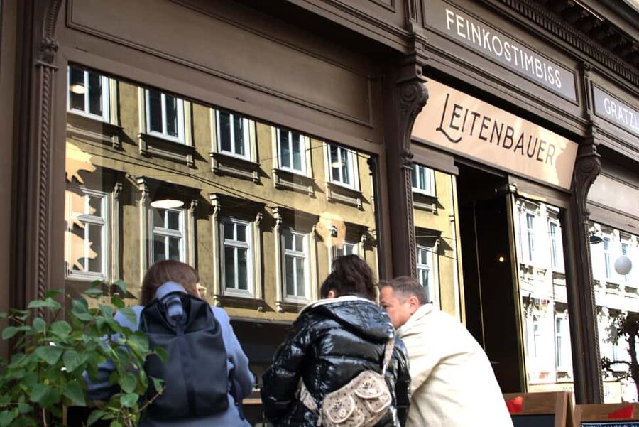 Vienna: Wiener Sausage Stand Tour with Tastings - Why Wiener Sausage Stands Got UNESCO Status in 2024