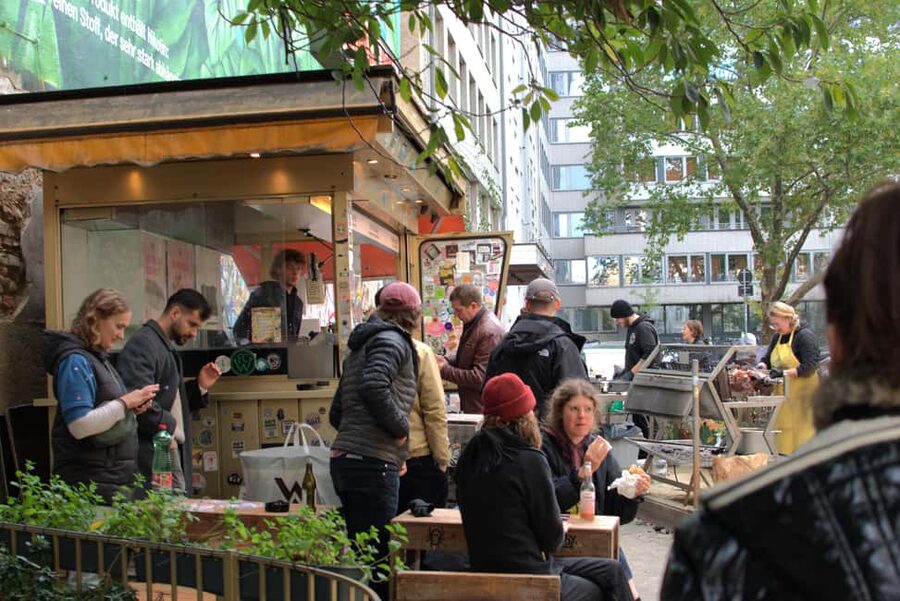 Vienna: Wiener Sausage Stand Tour with Tastings - Your Tasting Route Through 4 to 5 Iconic Stands