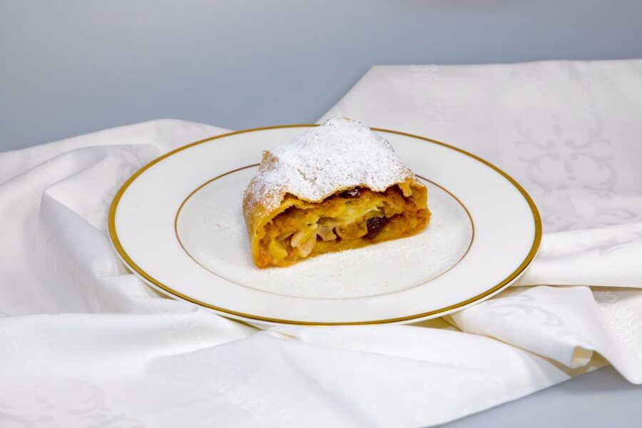 Vienna: Wiener Schnitzel and Strudel Cooking Class - Apple Strudel: A Family Recipe Moment You Can Actually Repeat