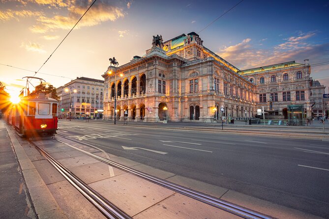 Vienna Wine Tasting Tour with Private Wine Expert - The longer 3-hour option: classic Old Town sights plus a deeper wine thread