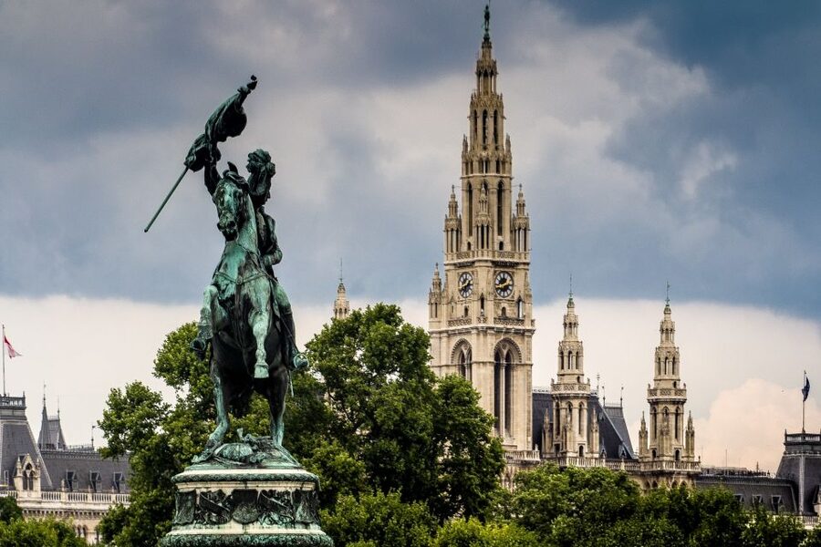 Vienna: World War II Historical Walking Tour - Following Hitler from Vienna’s streets to dangerous ideas