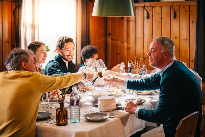 Wachau Valley Private Wine Tour with Tasting and Gourmet Lunch - From your Vienna hotel to the Danube vineyards