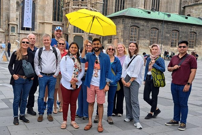 Walking Tour Vienna - The cross scooter runs: what to expect with speed and control