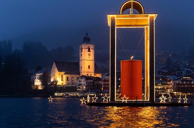 Where Locals Go for Christmas: Wolfgangsee Advent Tour - Sankt Wolfgang: market square crafts, mulled wine, and floating boat lights