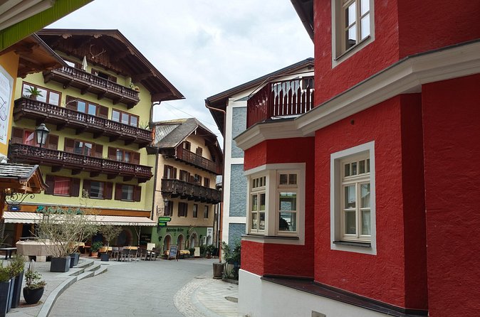 Where Locals Go for Christmas: Wolfgangsee Advent Tour - Return drive to Vienna: one last restroom and snack break